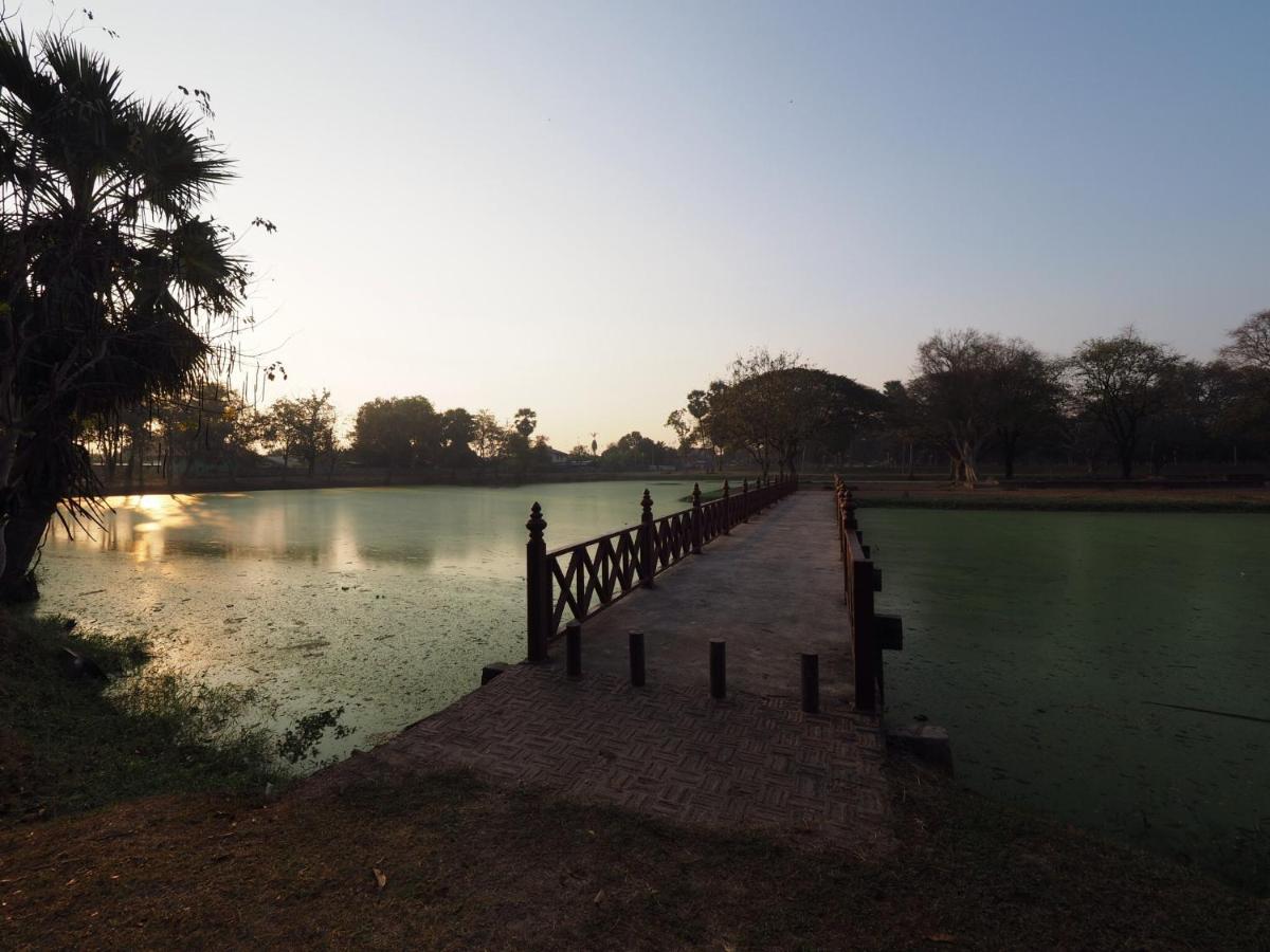 Baansuk Sukhothai Resort Dış mekan fotoğraf